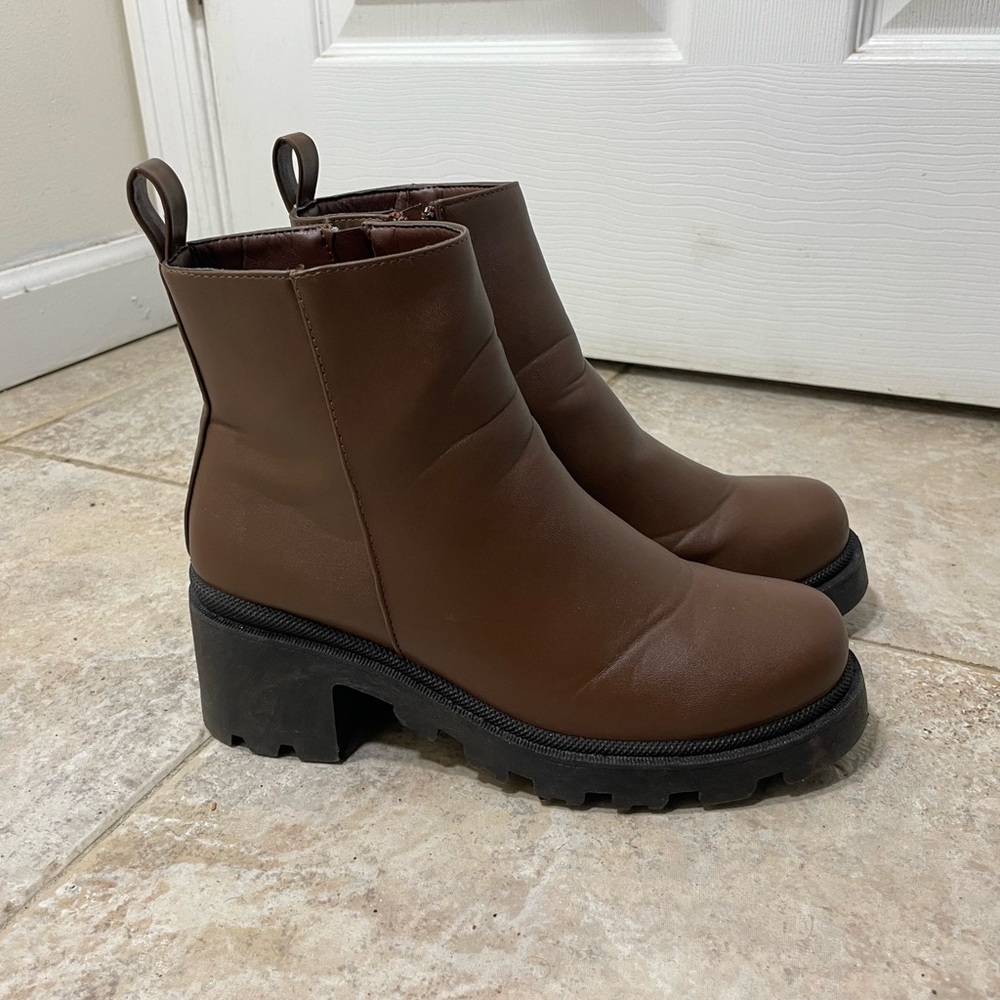 Chelsea Boots
